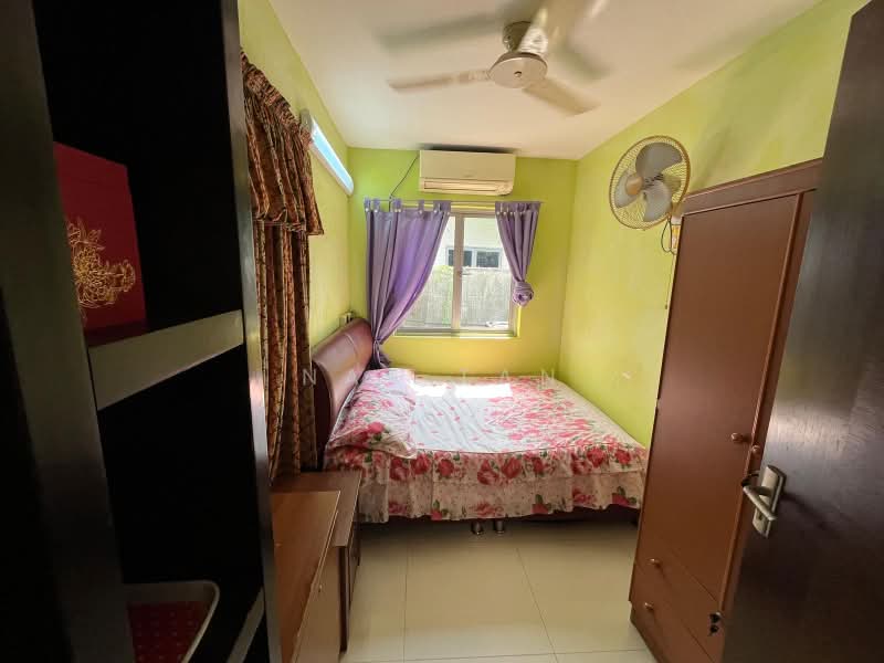 Blk 45 Jalan Bahagia (S320045), , Room Rental, 140 sqft, Terraced House For Rent, by Nat Tan, 500242661 - PropertyGuru.com.sg