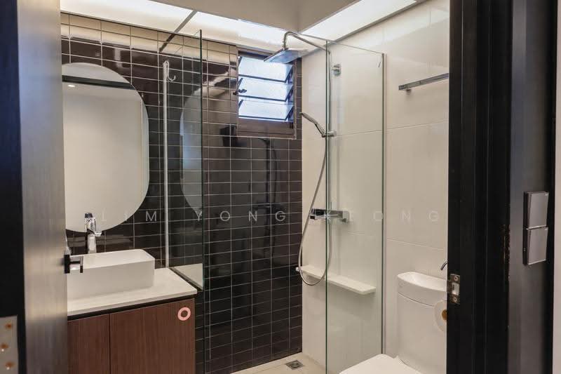 112B Alkaff Crescent, 112B Alkaff Crescent, Macpherson / Potong Pasir, 3 Bedrooms, 1,001 sqft, HDB Flat For Sale, by Lim Yong Keong, 500242669 - Bathroom - PropertyGuru.com.sg