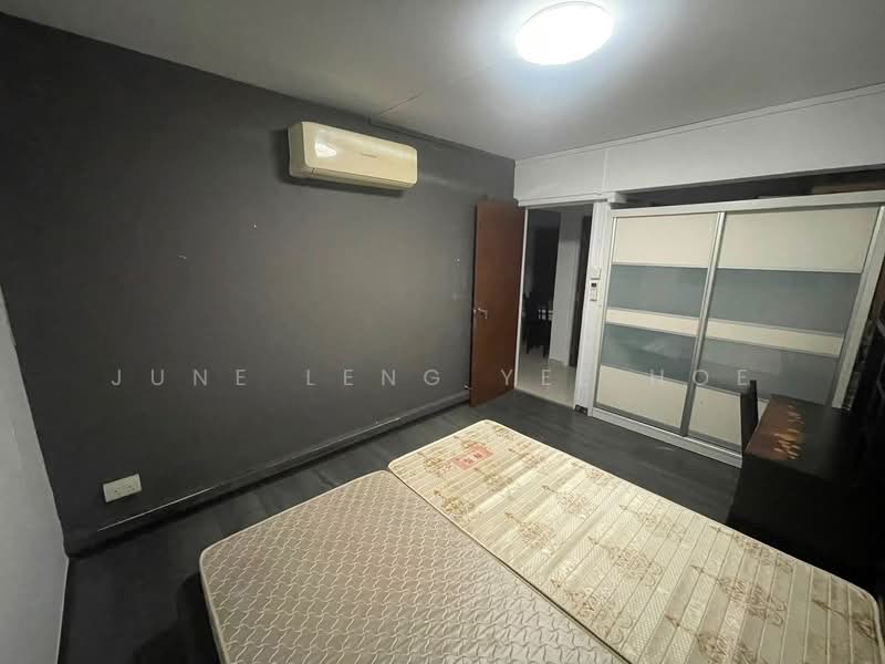 639 Yishun Street 61, 639 Yishun Street 61, 3 Bedrooms, 904 sqft, HDB Flat For Sale, by June Leng Yee Hoe, 500242670 - PropertyGuru.com.sg