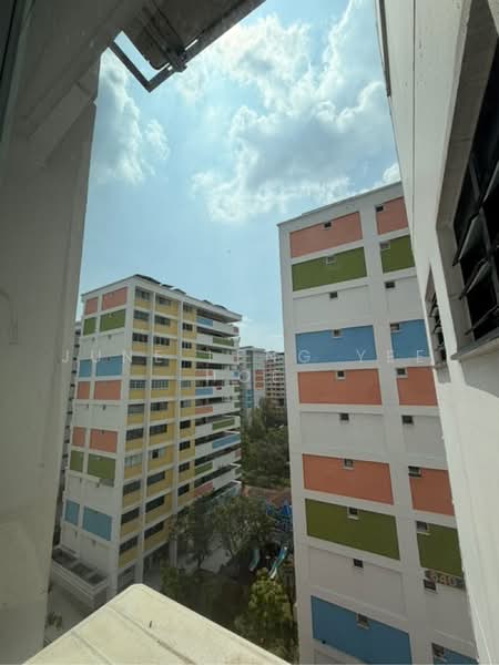639 Yishun Street 61, 639 Yishun Street 61, 3 Bedrooms, 904 sqft, HDB Flat For Sale, by June Leng Yee Hoe, 500242670 - PropertyGuru.com.sg