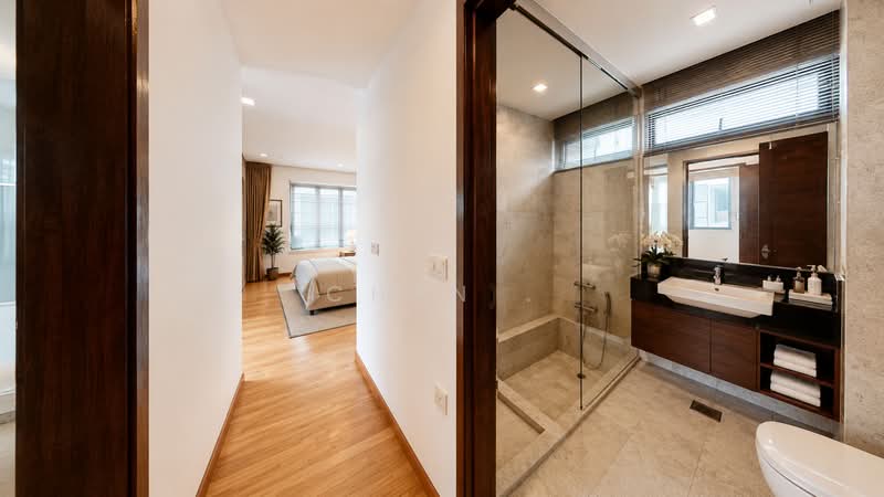 Extensive Variety Of Landed-Bungalows, Meyer Road, 5 Bedrooms, 6,400 sqft, Bungalow House For Rent, by CHEN ., 500242671 - Bedroom - PropertyGuru.com.sg