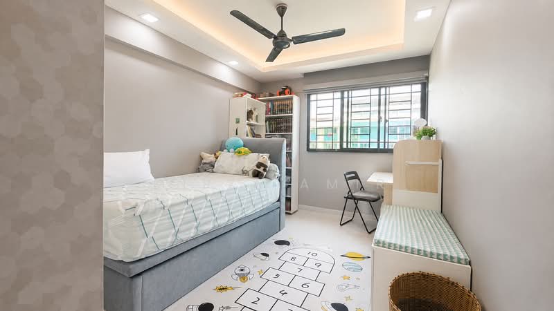 324 Ang Mo Kio Avenue 3, 324 Ang Mo Kio Avenue 3, 3 Bedrooms, 1,055 sqft, HDB Flat For Sale, by Mirza Amir, 500242673 - Bedroom - PropertyGuru.com.sg