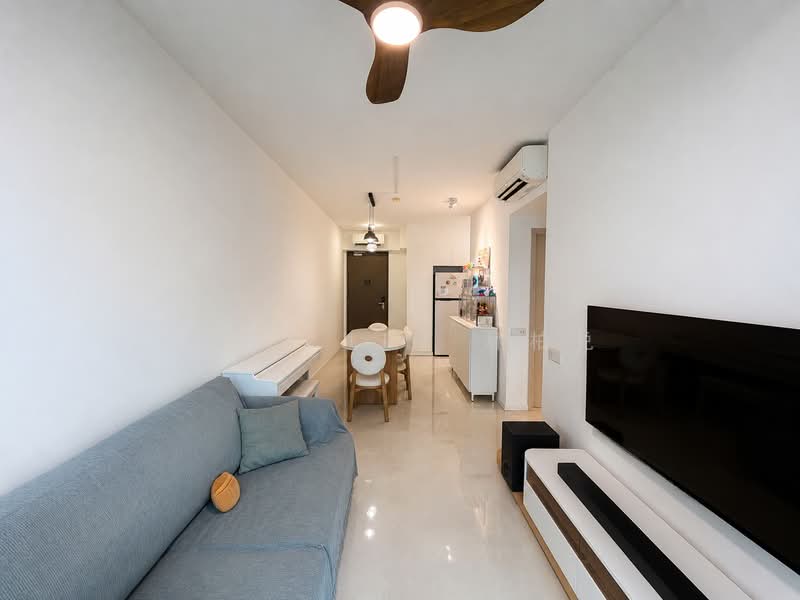 Treasure at Tampines, 47 Tampines Lane, 2 Bedrooms, 678 sqft, Condominium For Sale, by jeff Lim 林柏兑, 500242689 - Living Room - PropertyGuru.com.sg