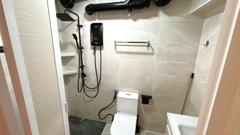 114 Edgefield Plains, 114 Edgefield Plains, Room Rental, 130 sqft, HDB Flat For Rent, by Steven Choo, 500242692 - Bathroom - PropertyGuru.com.sg