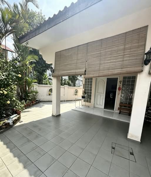 Eng Aun Park ( Novena Estate), Jalan Novena Selatan, Newton / Novena, 4 Bedrooms, 1,900 sqft, Corner Terrace For Sale, by Kelly Kok Seow Cheng, 500242697 - Exterior - PropertyGuru.com.sg