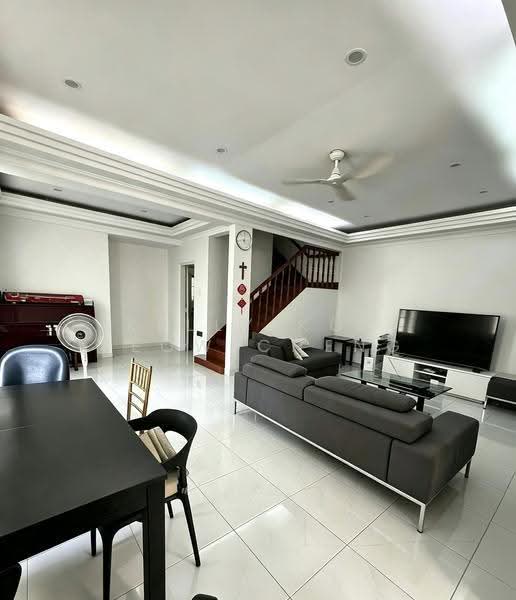 Eng Aun Park ( Novena Estate), Jalan Novena Selatan, Newton / Novena, 4 Bedrooms, 1,900 sqft, Corner Terrace For Sale, by Kelly Kok Seow Cheng, 500242697 - Living Room - PropertyGuru.com.sg