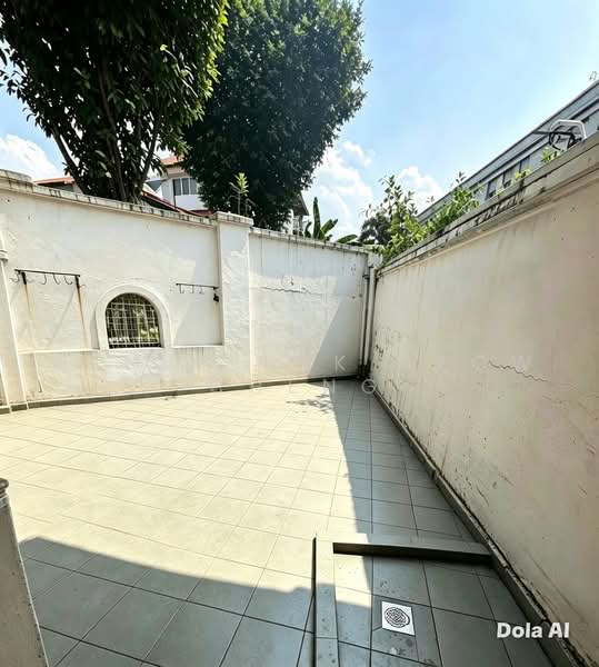 Eng Aun Park ( Novena Estate), Jalan Novena Selatan, Newton / Novena, 4 Bedrooms, 1,900 sqft, Corner Terrace For Sale, by Kelly Kok Seow Cheng, 500242697 - Exterior - PropertyGuru.com.sg