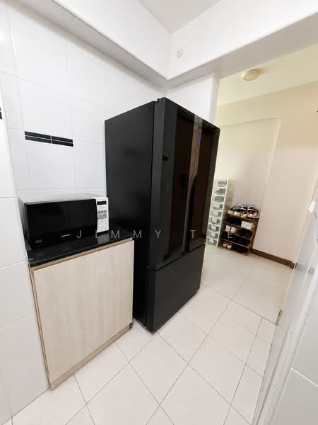 429A Yishun Avenue 11, 429A Yishun Avenue 11, 2 Bedrooms, 721 sqft, HDB Flat For Sale, by Jimmy Tee, 500242698 - Kitchen - PropertyGuru.com.sg