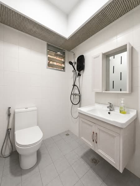 429A Yishun Avenue 11, 429A Yishun Avenue 11, 2 Bedrooms, 721 sqft, HDB Flat For Sale, by Jimmy Tee, 500242698 - Common toilet - PropertyGuru.com.sg