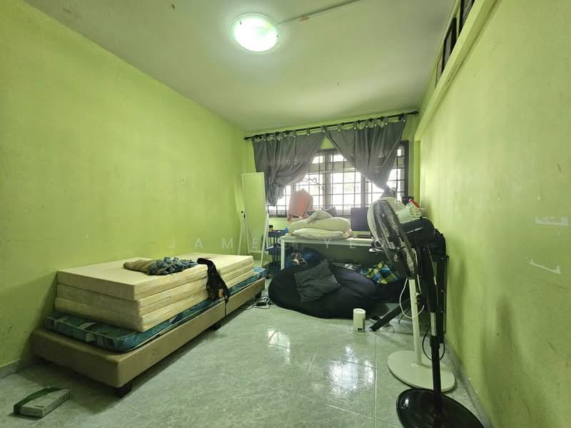 808 Woodlands Street 81, 808 Woodlands Street 81, 3 Bedrooms, 1,108 sqft, HDB Flat For Sale, by James Yeo, 500242703 - Bedroom - PropertyGuru.com.sg