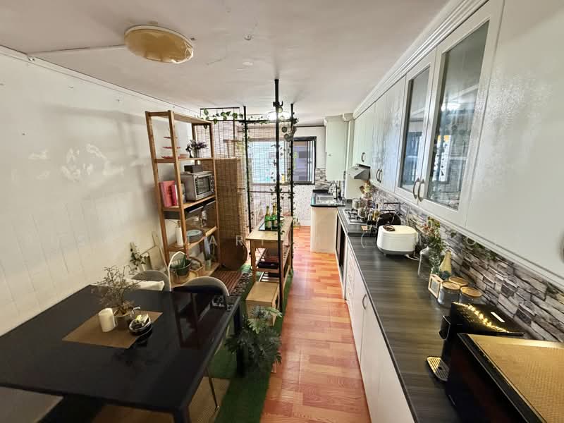 149 Woodlands Street 13, 149 Woodlands Street 13, 2 Bedrooms, 732 sqft, HDB Flat For Sale, by Susan Mariam (Amboi), 500242709 - Kitchen - PropertyGuru.com.sg