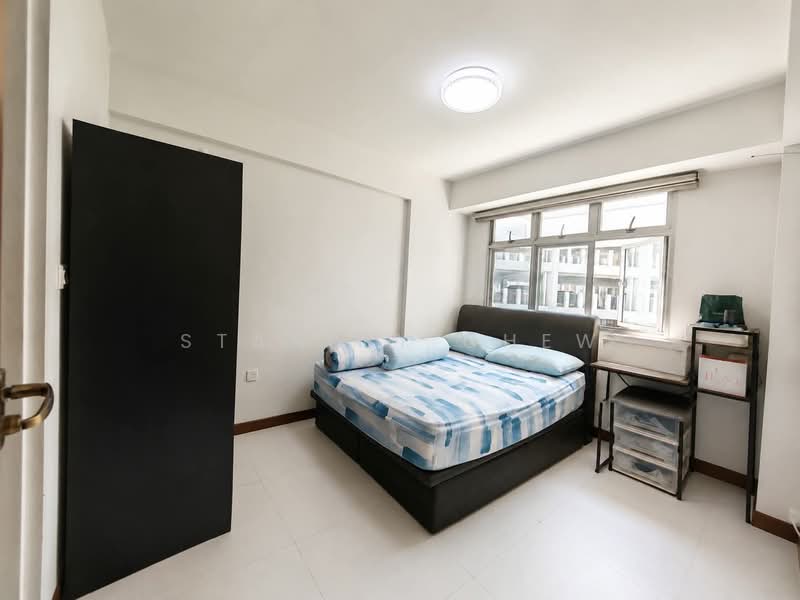 429A Yishun Avenue 11, 429A Yishun Avenue 11, 2 Bedrooms, 721 sqft, HDB Flat For Sale, by Stanley Chew, 500242711 - Bedroom - PropertyGuru.com.sg
