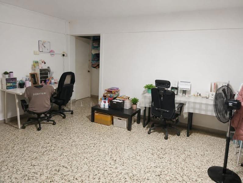 612 Ang Mo Kio Avenue 4, 612 Ang Mo Kio Avenue 4, Room Rental, 110 sqft, HDB Flat For Rent, by LiLi Koh, 500242720 - Study - PropertyGuru.com.sg
