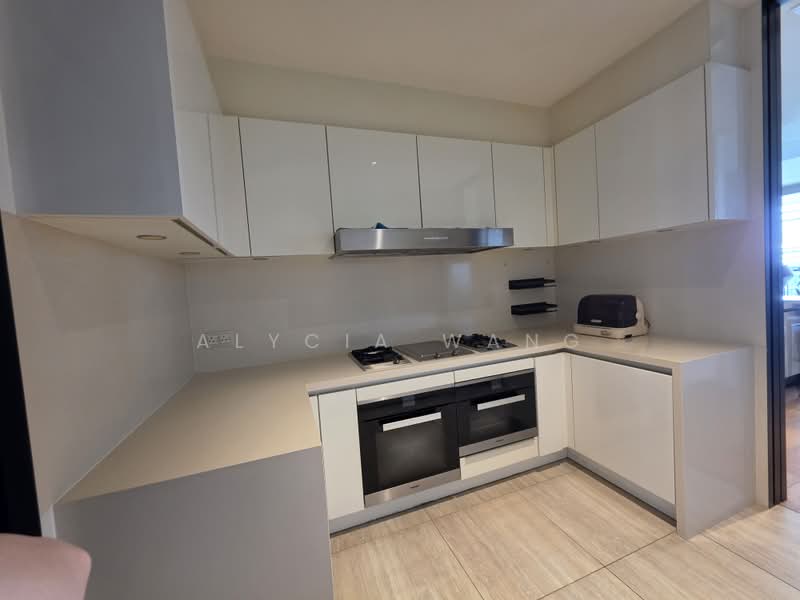 Eden Residences Capitol, 11 Stamford Road, 4 Bedrooms, 3,068 sqft, Condominium For Rent, by Alycia Wang, 500242726 - Kitchen - PropertyGuru.com.sg