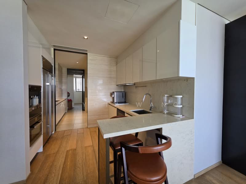 Eden Residences Capitol, 11 Stamford Road, 4 Bedrooms, 3,068 sqft, Condominium For Rent, by Alycia Wang, 500242726 - Kitchen - PropertyGuru.com.sg