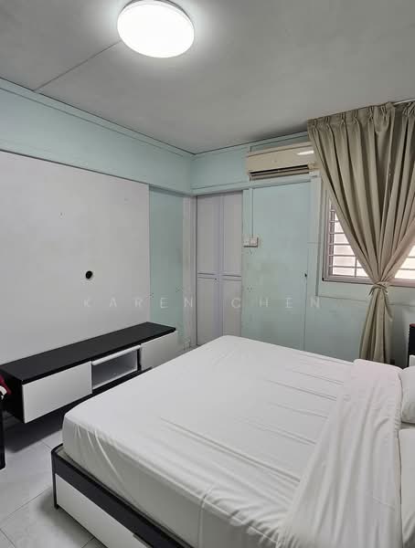540 Bedok North Street 3, 540 Bedok North Street 3, 2 Bedrooms, 732 sqft, HDB Flat For Sale, by Karen Chen, 500242735 - Bedroom - PropertyGuru.com.sg