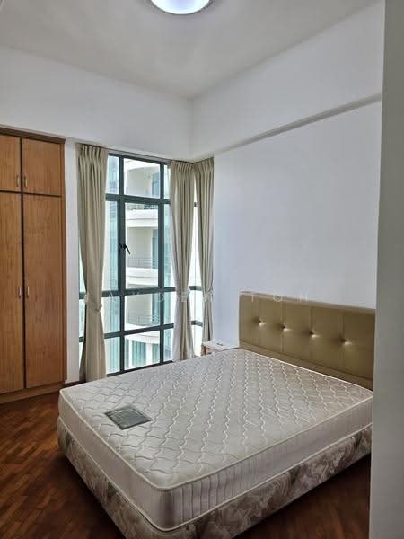 Tanglin Regency, 381 Tanglin Road, Tanglin / Holland / Bukit Timah, 2 Bedrooms, 883 sqft, Condominium For Rent, by Jayden Toh, 500242736 - Bedroom - PropertyGuru.com.sg