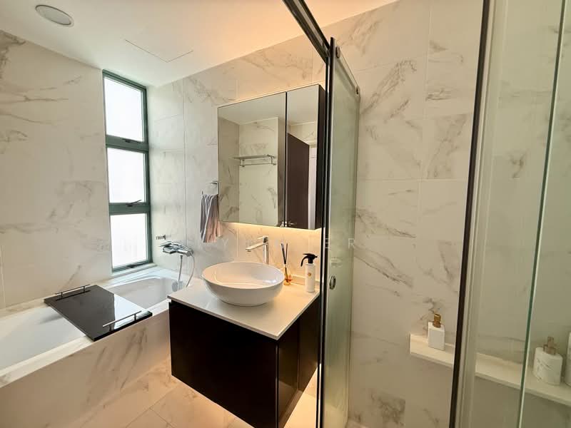 Mutiara View, 11 Jalan Mutiara, 3 Bedrooms, 1,141 sqft, Apartment For Sale, by Lynn Er, 500242744 - Bathroom - PropertyGuru.com.sg