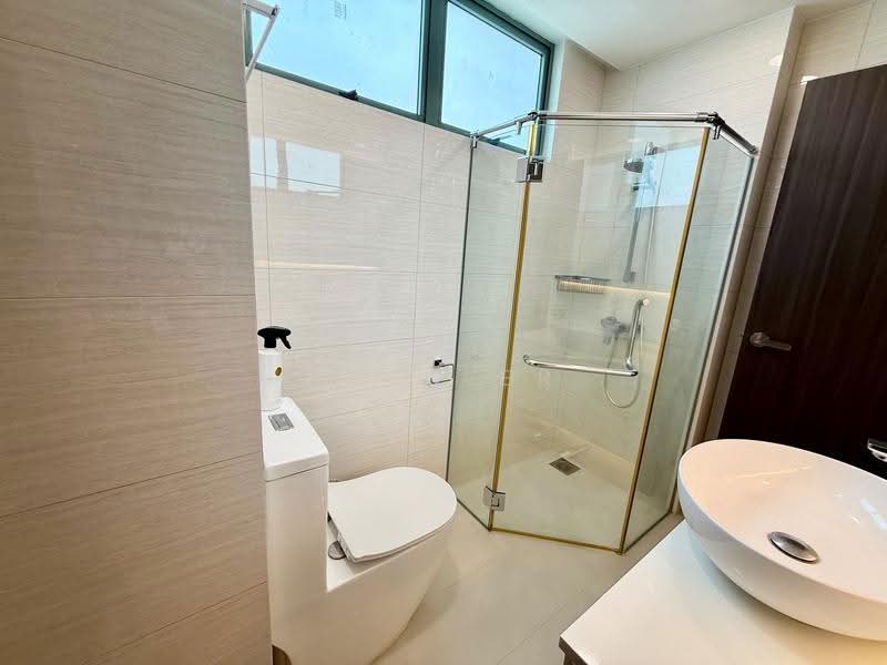 Mutiara View, 11 Jalan Mutiara, 3 Bedrooms, 1,141 sqft, Apartment For Sale, by Lynn Er, 500242744 - Bathroom - PropertyGuru.com.sg
