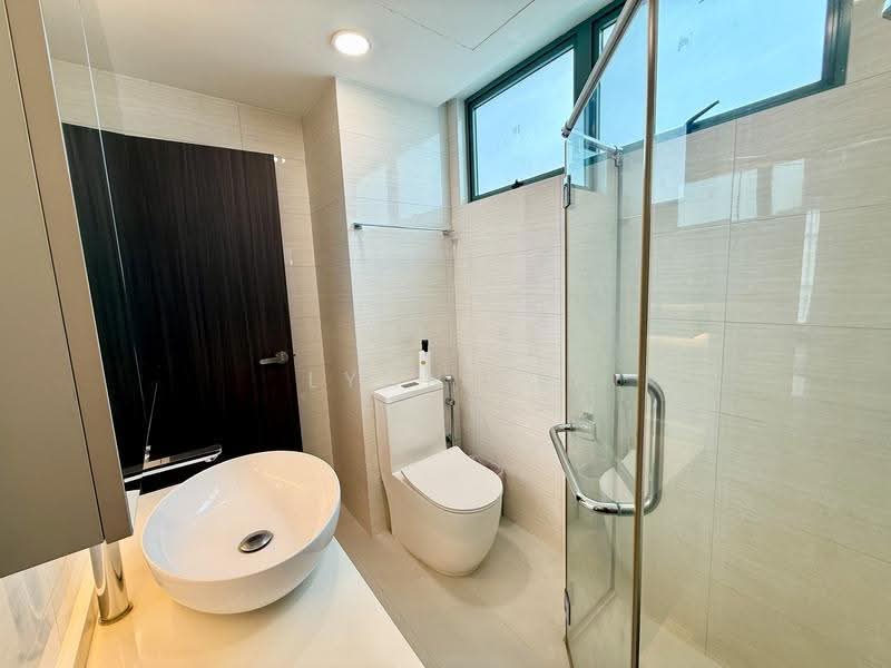 Mutiara View, 11 Jalan Mutiara, 3 Bedrooms, 1,141 sqft, Apartment For Sale, by Lynn Er, 500242744 - Bathroom - PropertyGuru.com.sg