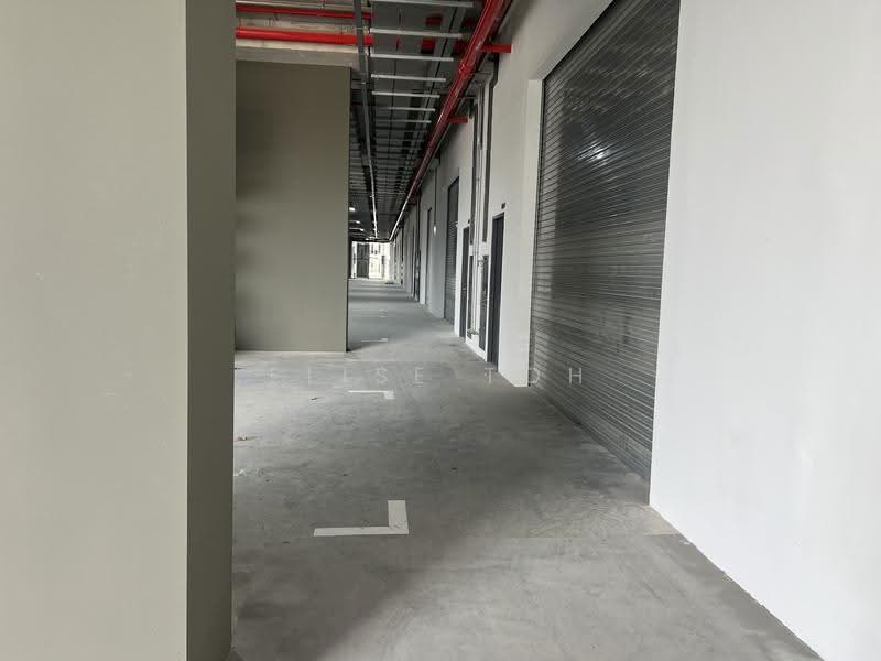 Tampines Connection, 2 Tampines North Drive 4, Pasir Ris / Tampines, 2,045 sqft, Factory / Workshop (B2) For Rent, by Elise Toh, 500242746 - Corridor - CommercialGuru.com.sg
