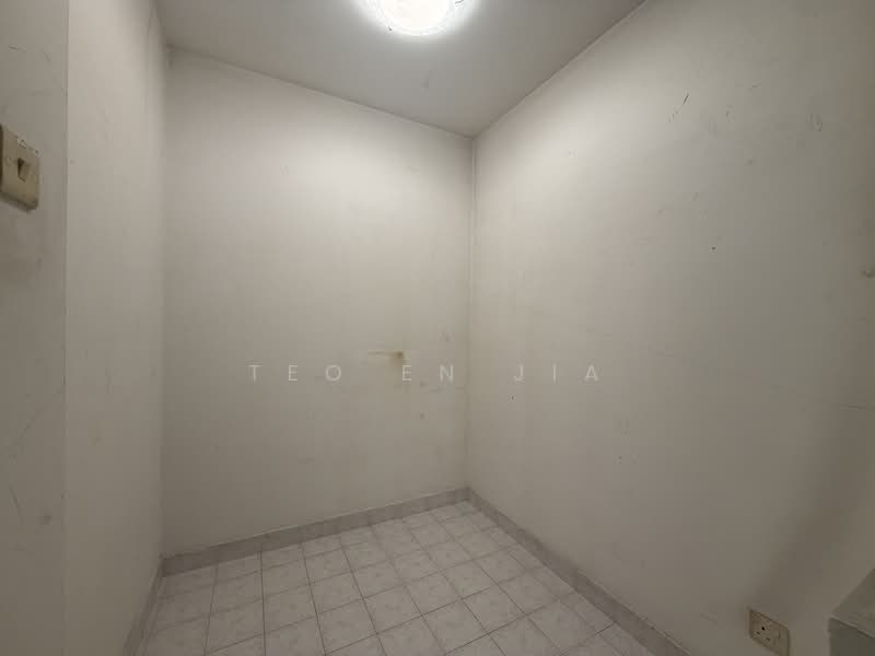 Faber Crest, 50H Faber Heights, Buona Vista / West Coast / Clementi New Town, 3 Bedrooms, 1,270 sqft, Condominium For Rent, by Teo En Jia, 500242747 - Helper's Room - PropertyGuru.com.sg