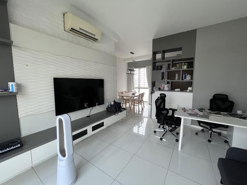Gardenvista, 950 Dunearn Road, 3 Bedrooms, 1,130 sqft, Condominium For Rent, by Ken Tng, 500242766 - Living Room - PropertyGuru.com.sg