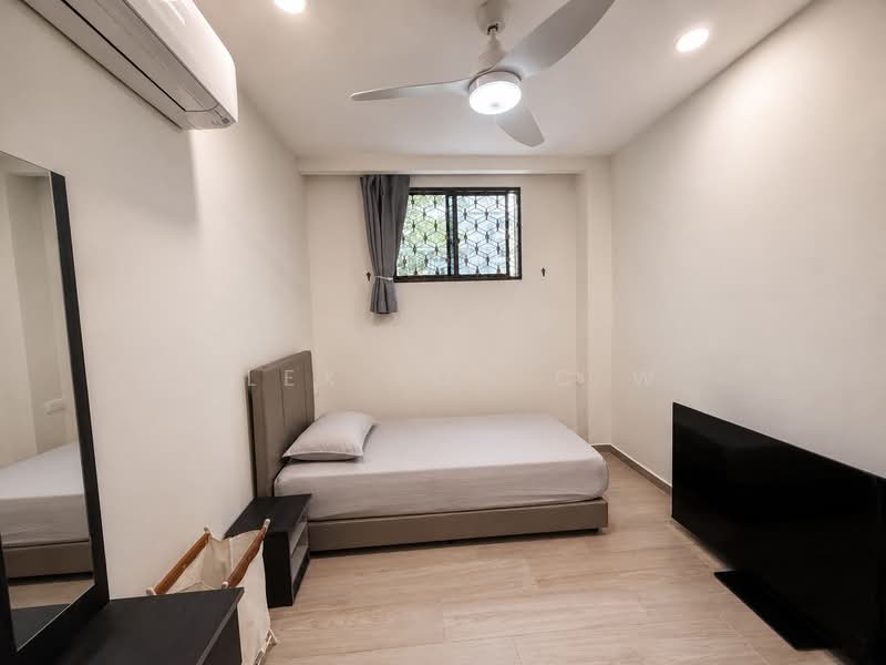 flower road, Jansen Road, Palm Grove Avenue, Sirat Road, Hillside Drive, Richards Avenue, Room Rental, 200 sqft, Corner Terrace For Rent, by Alex Toh C W, 500242771 - Bedroom - PropertyGuru.com.sg