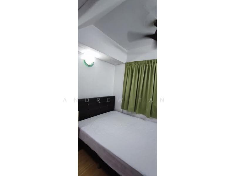Pandan Valley, 2 Pandan Valley, Room Rental, 160 sqft, Condominium For Rent, by Andrew Tan, 500242773 - Bedroom - PropertyGuru.com.sg