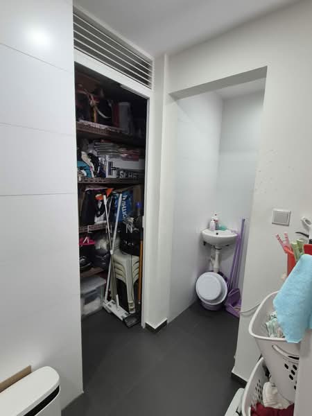 Waterbay, 45B Edgefield Plains, 3 Bedrooms, 1,076 sqft, Condominium For Sale, by Dennis Lim, 500242782 - Interior - PropertyGuru.com.sg