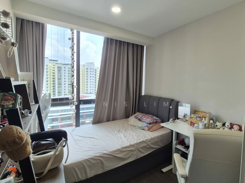 Waterbay, 45B Edgefield Plains, 3 Bedrooms, 1,076 sqft, Condominium For Sale, by Dennis Lim, 500242782 - Bedroom - PropertyGuru.com.sg