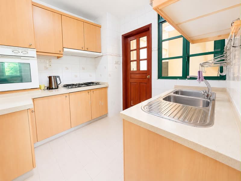 Hillview Heights, 27 Hillview Avenue, 2 Bedrooms, 958 sqft, Condominium For Sale, by Lynn Lim, 500242785 - Kitchen - PropertyGuru.com.sg