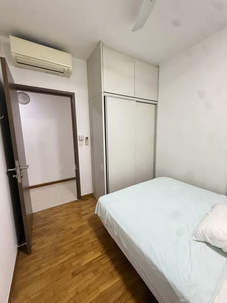 1 Canberra, 5 Canberra Drive, 3 Bedrooms, 1,206 sqft, Condominium For Rent, by Jave Ong, 500242798 - Bedroom - PropertyGuru.com.sg