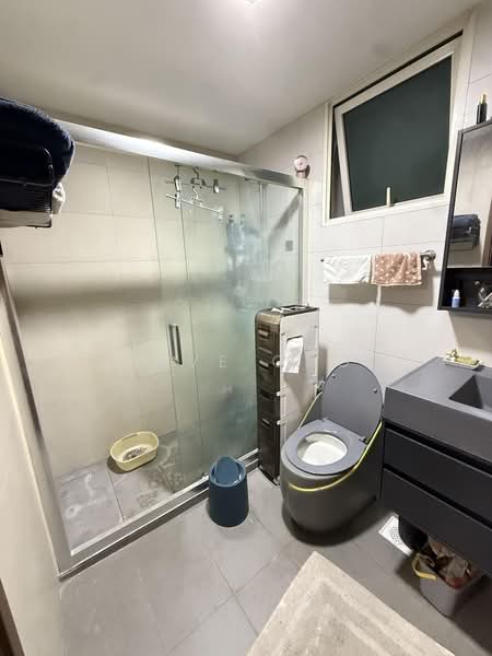 1 Canberra, 5 Canberra Drive, 3 Bedrooms, 1,206 sqft, Condominium For Rent, by Jave Ong, 500242798 - Bathroom - PropertyGuru.com.sg