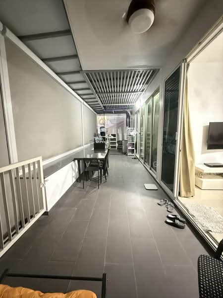 1 Canberra, 5 Canberra Drive, 3 Bedrooms, 1,206 sqft, Condominium For Rent, by Jave Ong, 500242798 - Big Patio Space - PropertyGuru.com.sg