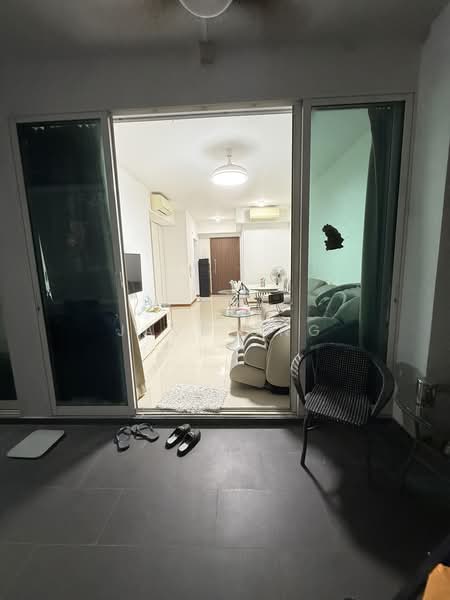 1 Canberra, 5 Canberra Drive, 3 Bedrooms, 1,206 sqft, Condominium For Rent, by Jave Ong, 500242798 - Living Room from Patio - PropertyGuru.com.sg