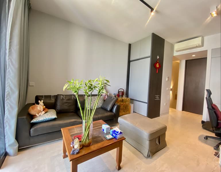Fulcrum, 33 Fort Road, 2 Bedrooms, 829 sqft, Condominium For Sale, by Jenny Yan 甄玉玲, 500242803 - Living Room - PropertyGuru.com.sg