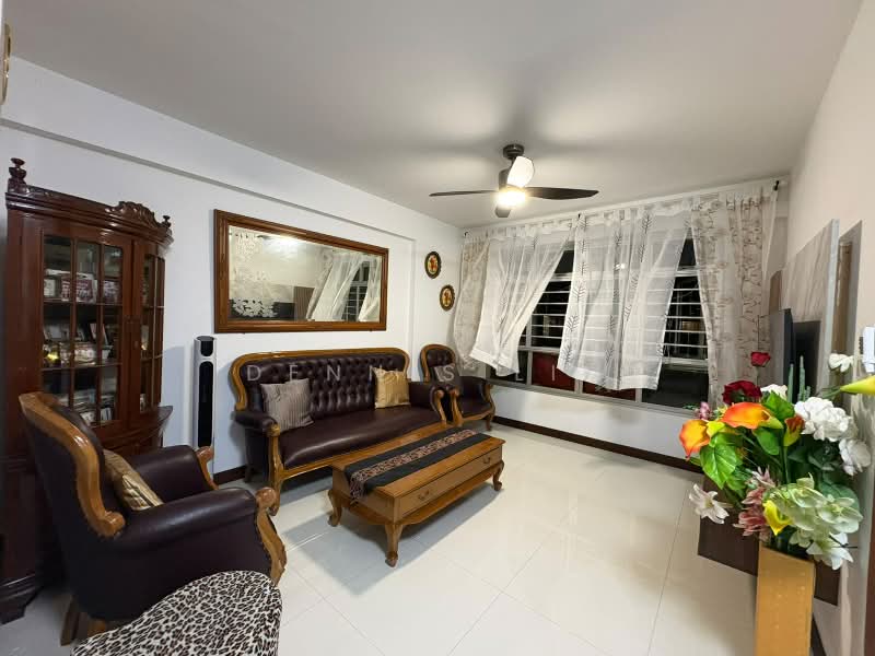 186A Fengshan GreenVille, 186A Bedok North Street 4, 3 Bedrooms, 1,001 sqft, HDB Flat For Sale, by Dennis Lim, 500242806 - Living Room - PropertyGuru.com.sg