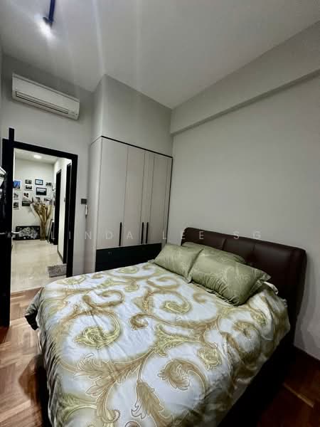 Forest Hills Condo, 27 Transit Road, 3 Bedrooms, 1,367 sqft, Condominium For Sale, by Linda Lee SG, 500242832 - Bedroom - PropertyGuru.com.sg