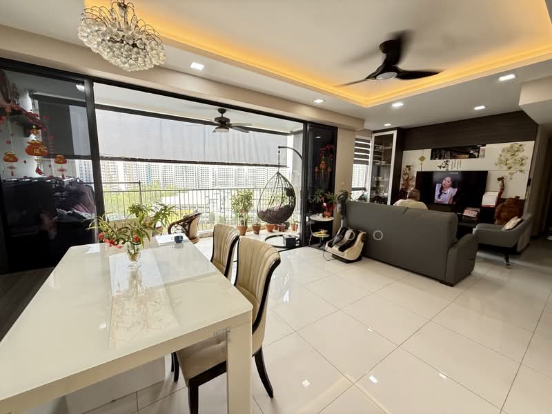 Waterbay, 45A Edgefield Plains, 4 Bedrooms, 1,141 sqft, Condominium For Sale, by Derick Foo, 500242841 - Living Room - PropertyGuru.com.sg
