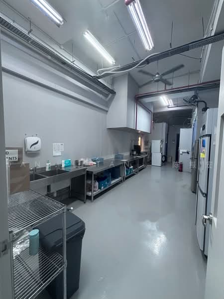 Excalibur Centre, 71 Ubi Crescent, 2,573 sqft, Light Industrial (B1) For Sale, by Daniel Tan - 陈振宏, 500242844 - Kitchen - CommercialGuru.com.sg
