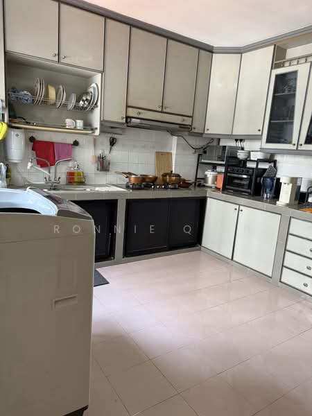 359 Yung An Road, 359 Yung An Road, Room Rental, 150 sqft, HDB Flat For Rent, by Ronnie Quah, 500242847 - Kitchen - PropertyGuru.com.sg