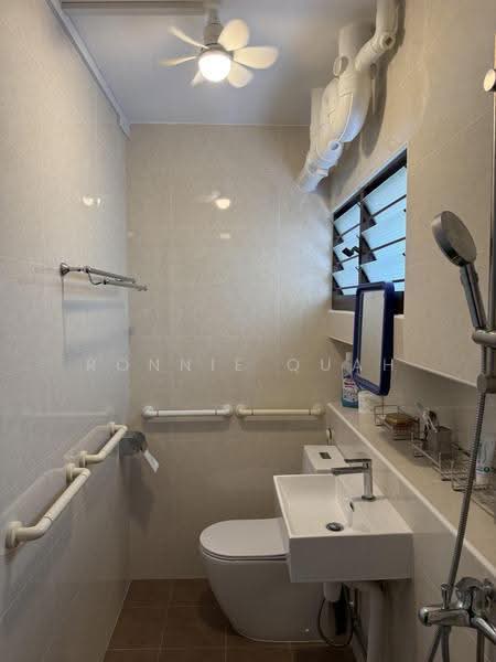 359 Yung An Road, 359 Yung An Road, Room Rental, 150 sqft, HDB Flat For Rent, by Ronnie Quah, 500242847 - Bathroom - PropertyGuru.com.sg