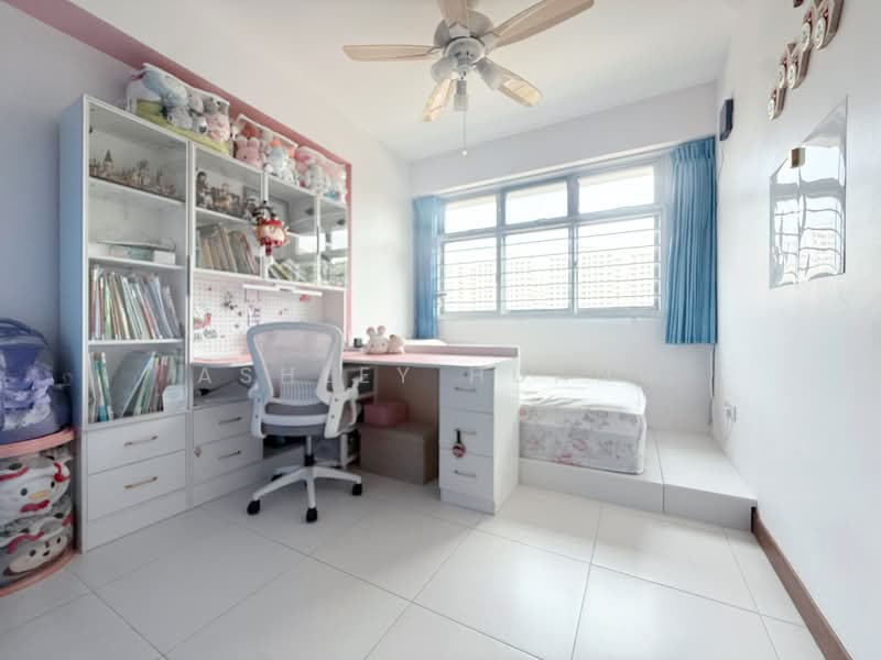 213A Punggol Walk, 213A Punggol Walk, 3 Bedrooms, 1,001 sqft, HDB Flat For Sale, by Ashley Huang, 500242850 - Bedroom - PropertyGuru.com.sg