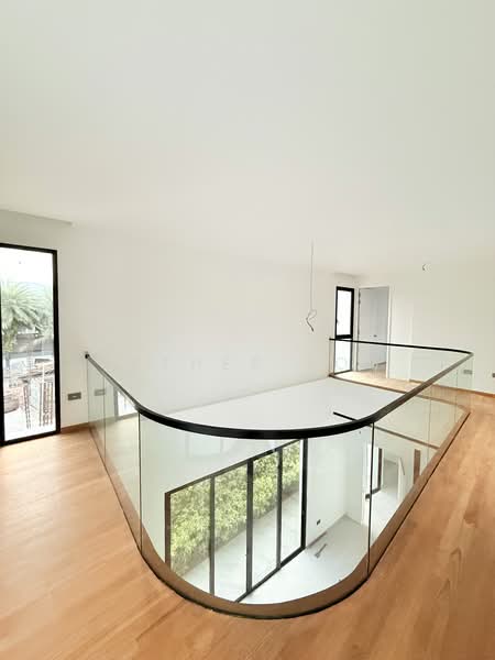 Siglap road, East Coast / Marine Parade, 5 Bedrooms, 9,280 sqft, Detached House For Sale, by Esther Zou, 500242856 - PropertyGuru.com.sg