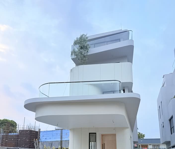 Siglap road, East Coast / Marine Parade, 5 Bedrooms, 9,280 sqft, Detached House For Sale, by Esther Zou, 500242856 - PropertyGuru.com.sg