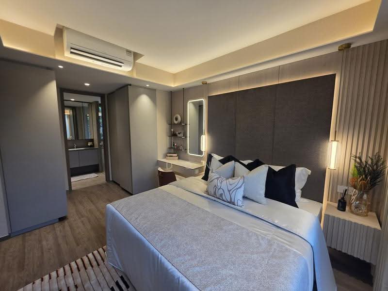 Norwood Grand, 10 Champions Way, Admiralty / Woodlands, 4 Bedrooms, 1,313 sqft, Condominium For Sale, by Don Lim, 500242858 - Master Bedroom - PropertyGuru.com.sg