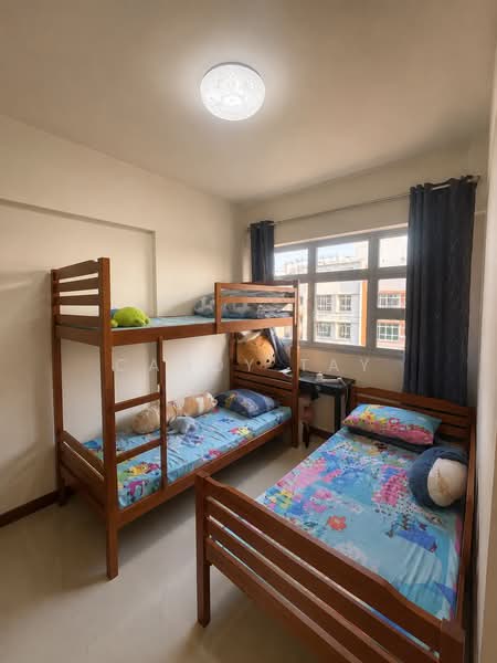 440D Bukit Batok West Avenue 8, 440D Bukit Batok West Avenue 8, 3 Bedrooms, 1,206 sqft, HDB Flat For Sale, by Candy Tay, 500242865 - Bedroom - PropertyGuru.com.sg