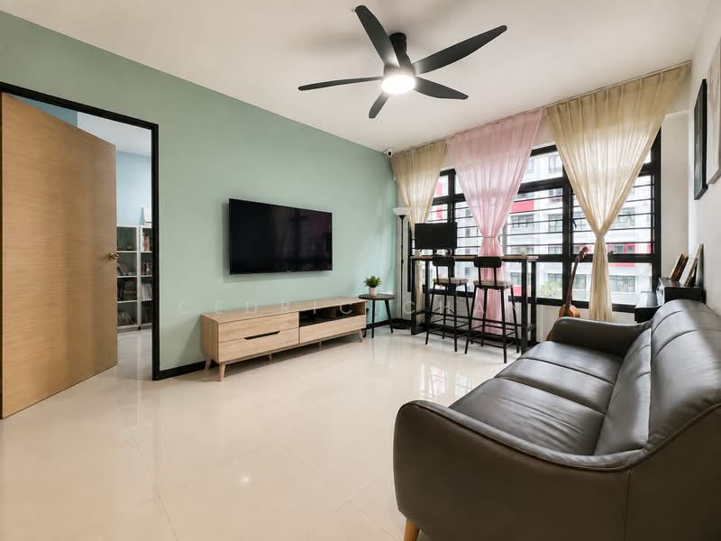 933A Hougang Avenue 9, 933A Hougang Avenue 9, 3 Bedrooms, 1,001 sqft, HDB Flat For Sale, by Cedric Chan, 500242866 - Living Room - PropertyGuru.com.sg