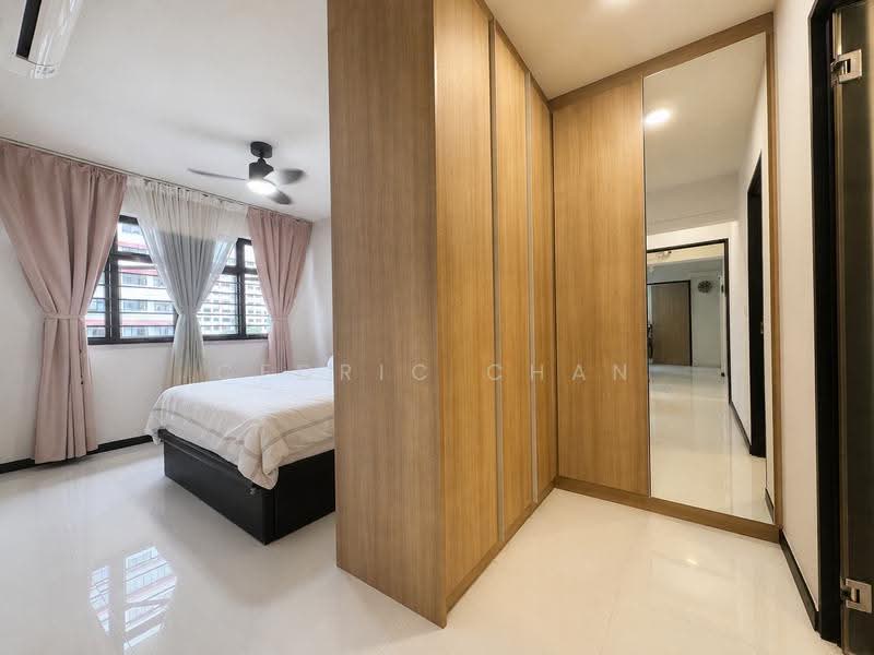933A Hougang Avenue 9, 933A Hougang Avenue 9, 3 Bedrooms, 1,001 sqft, HDB Flat For Sale, by Cedric Chan, 500242866 - Bedroom - PropertyGuru.com.sg